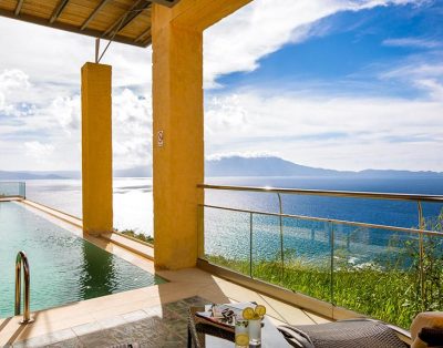 Luxury villa with private pool,jacuzzi, chromotherapy and panoramic sea view