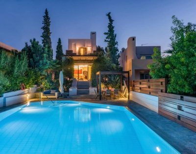 Villa de luxe en bord de mer à Agios Nikolaos avec piscine
