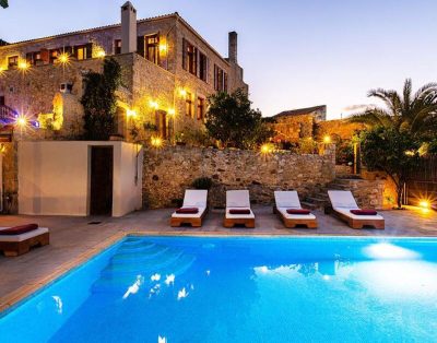 Villa de luxe de style vénitien près de Rethymno avec piscine