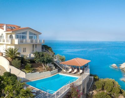 Villa de luxe à vue panoramique sur la mer avec piscine privée près d’Héraklion
