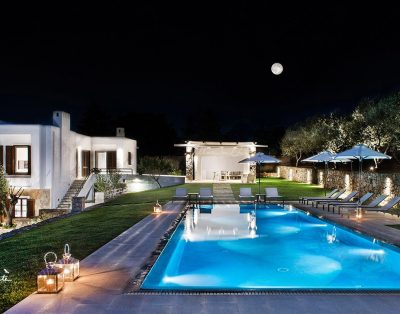 Superbe villa avec piscine chauffant pour des grands groupes, Chania